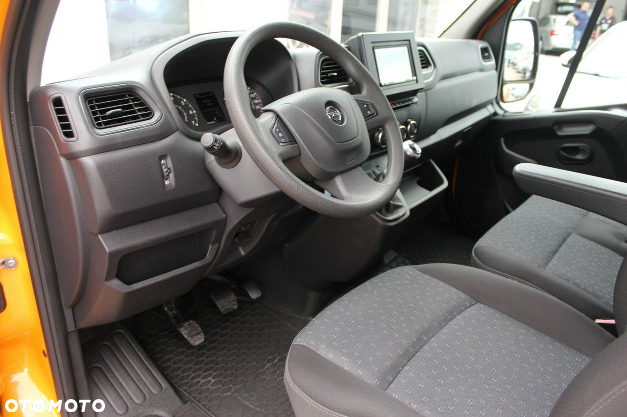 Opel Movano - 12