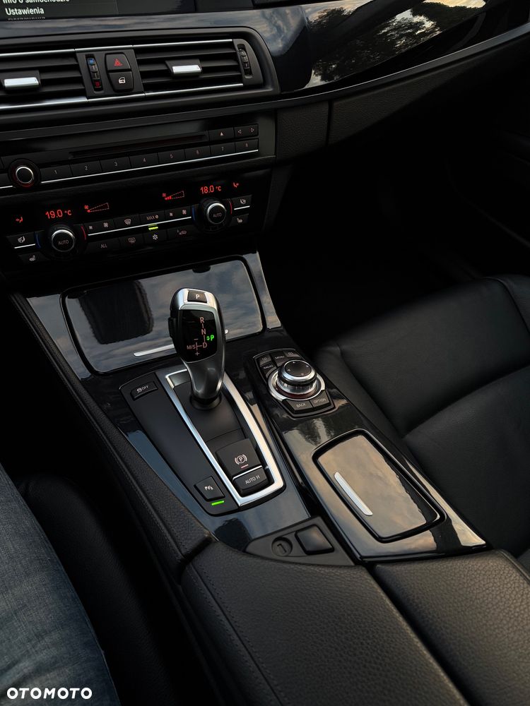 BMW Seria 5 - 23