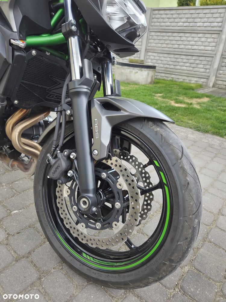 Kawasaki Z - 9