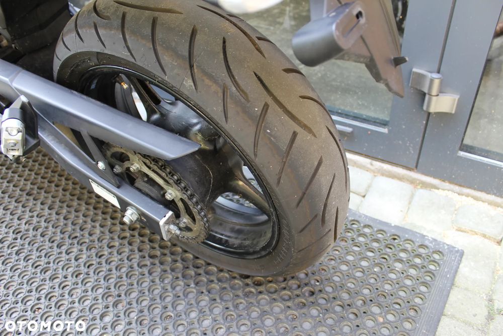 Yamaha XJ - 8