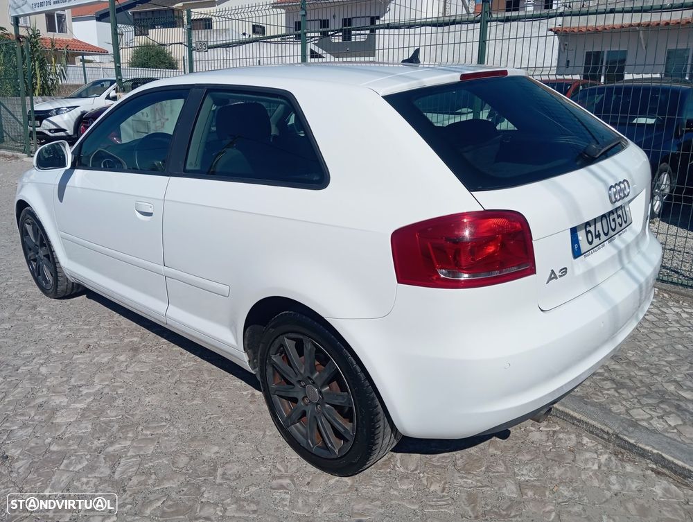 Audi A3 1.6 TDI Attraction - 3