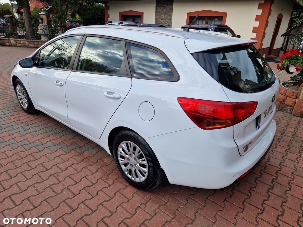 Kia Ceed 1.4 S - 32