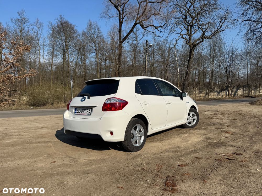 Toyota Auris - 2