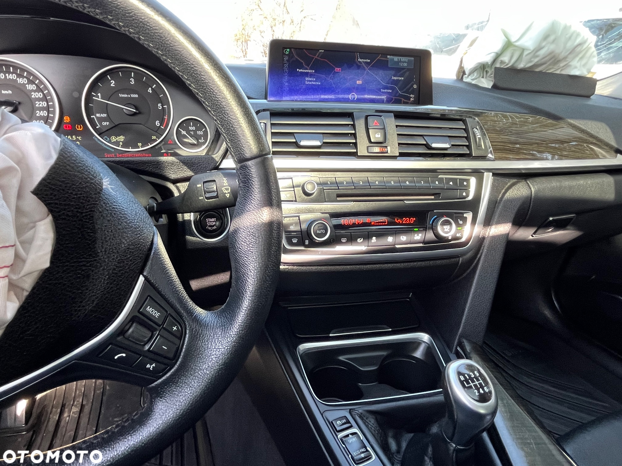 BMW Seria 3 318d xDrive Sport Line - 17