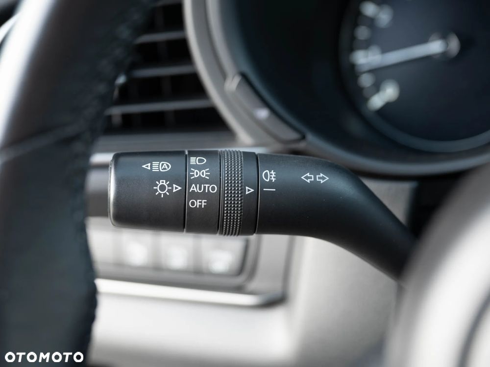 Mazda CX-30 e-SKYACTIV-G 2.0 M HYBRID 150 DRIVE - 32