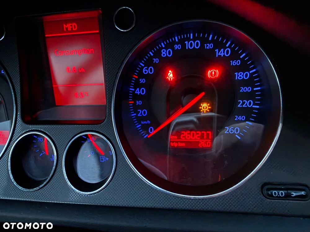 Volkswagen Passat 2.0 TDI 4Mot Comfortline - 11