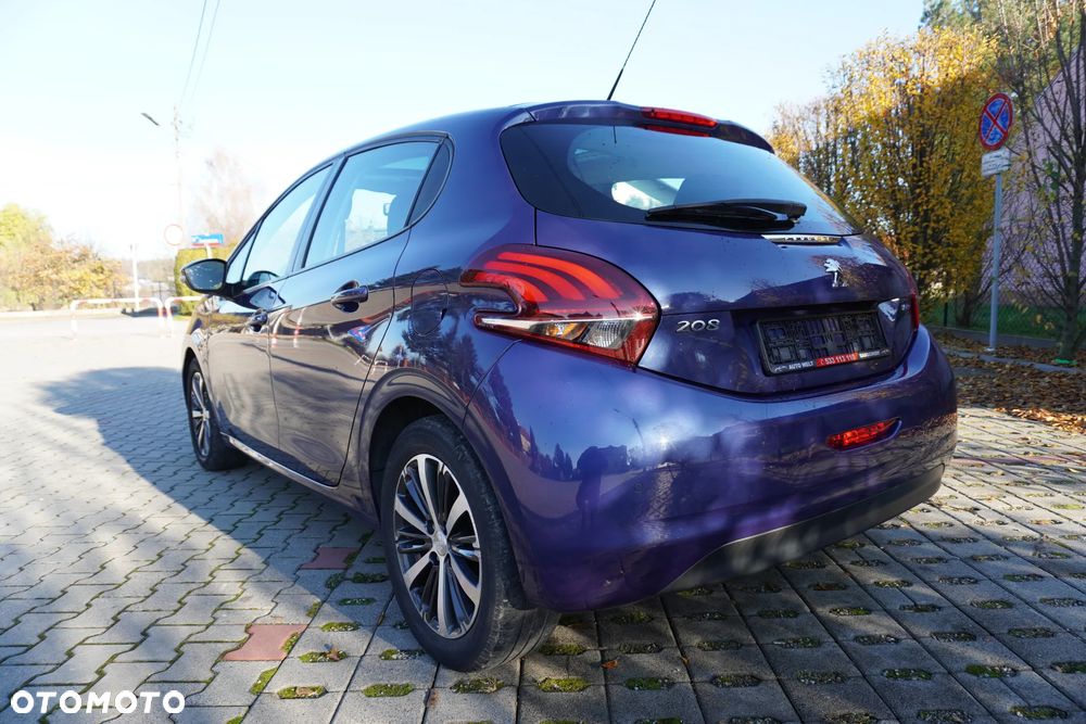 Peugeot 208 1.2 PureTech Allure - 14