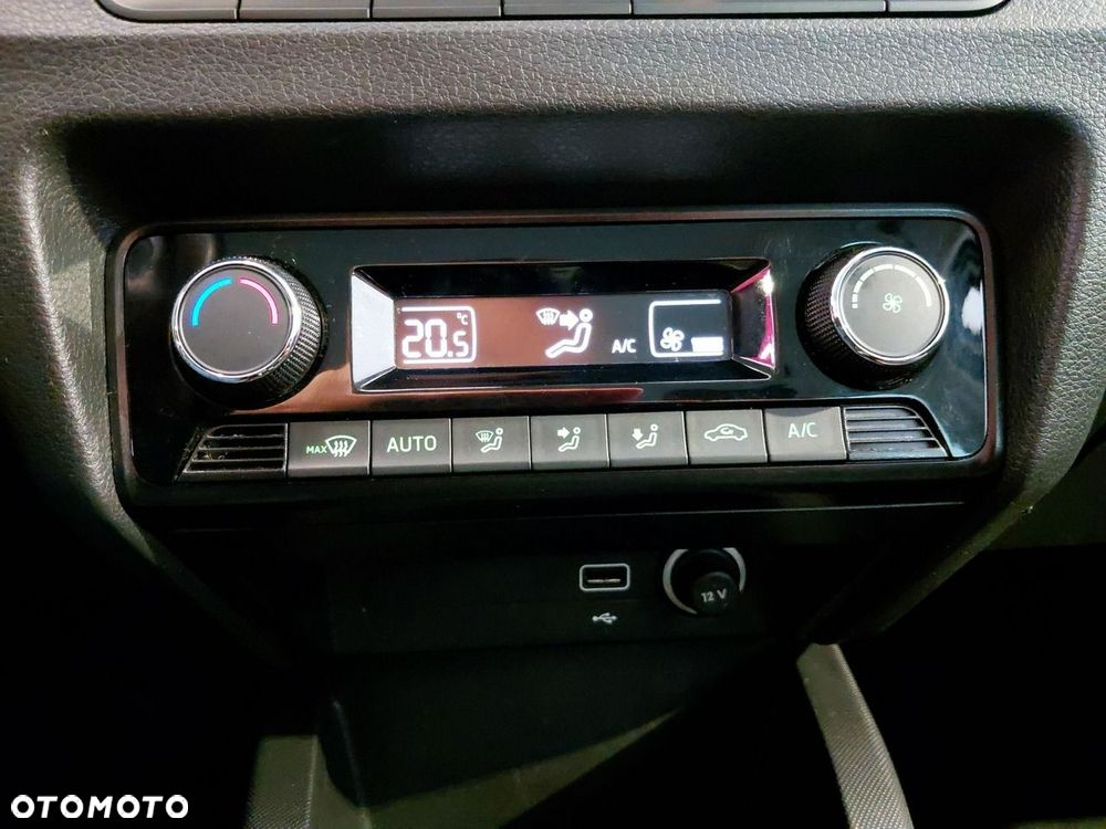 Skoda Fabia 1.0 TSI Ambition - 35