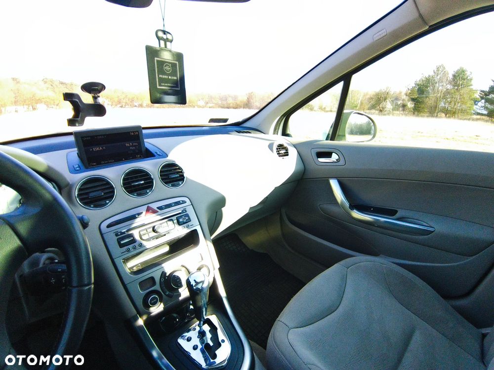 Peugeot 308 - 16