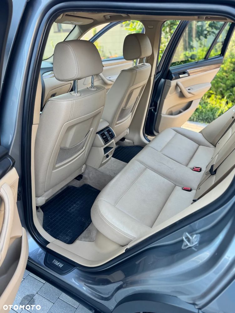 BMW X3 28i xDrive - 14