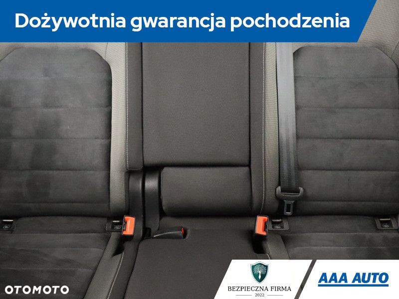 Volkswagen Golf Sportsvan - 12