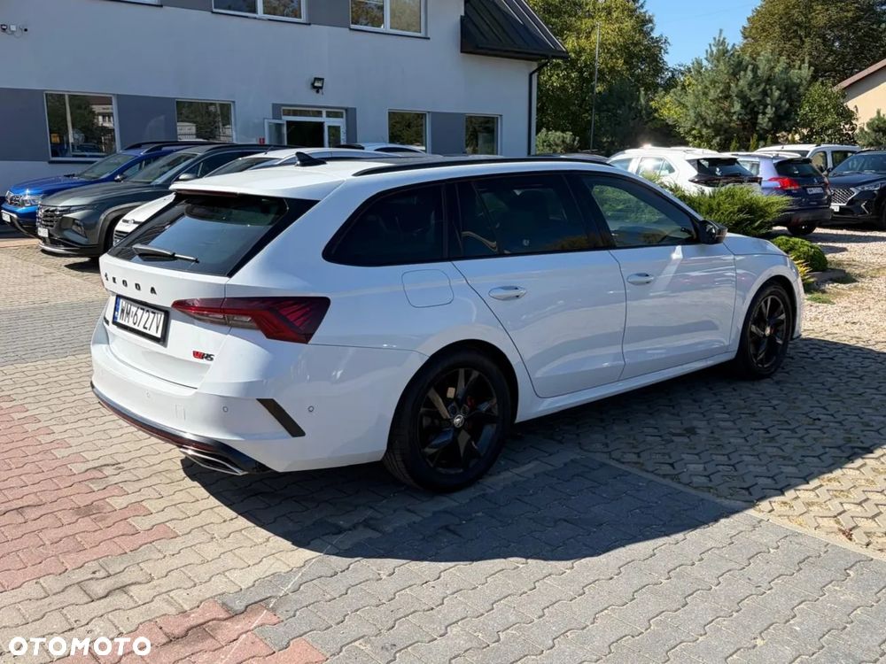 Skoda Octavia 2.0 TDI DSG RS Plus - 8