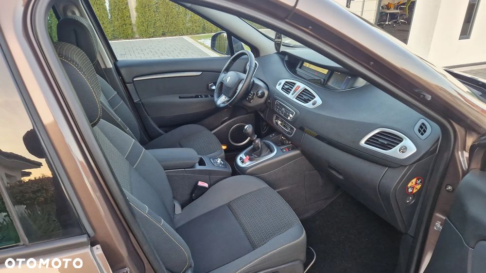 Renault Grand Scenic TCe 130 Bose Edition - 10