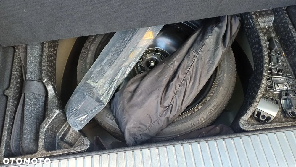 Opel Astra 2.0 CDTI DPF SportsTourer Exklusiv - 9