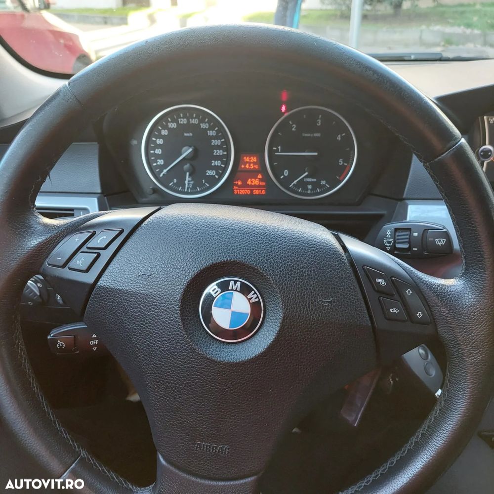 BMW Seria 5 520d - 2