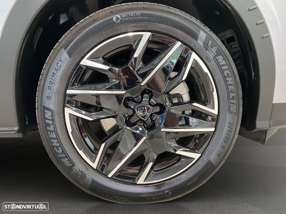 Peugeot 5008 1.2 Hybrid Allure e-DCS6 - 22