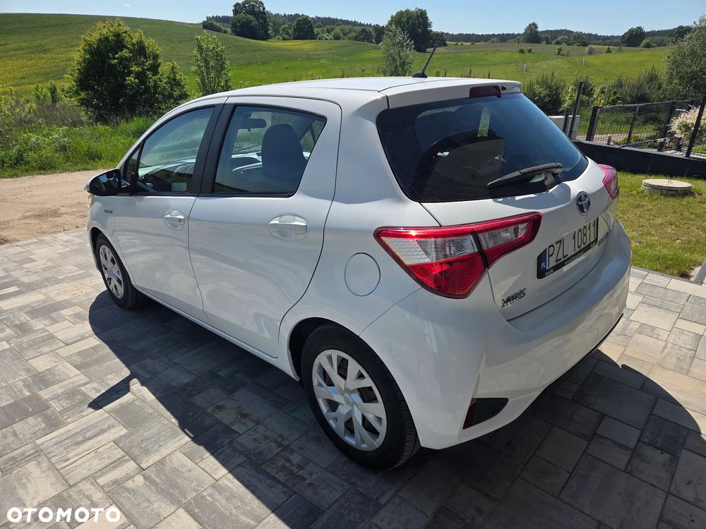 Toyota Yaris - 7