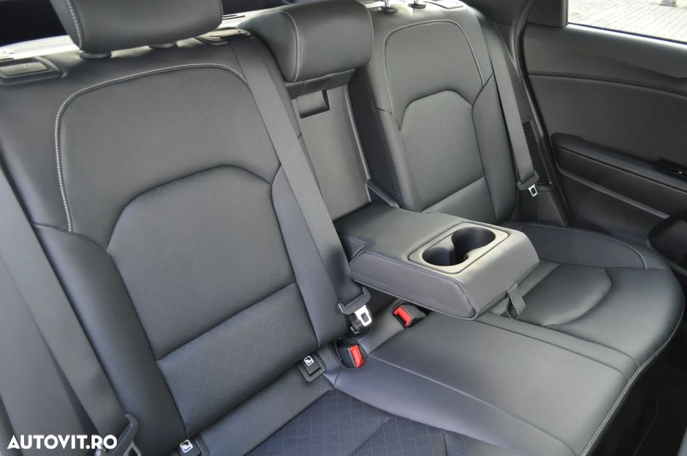 Kia Ceed SW 1.6 GDI DCT OPF Plug-in-Hybrid Platinum Edition - 24