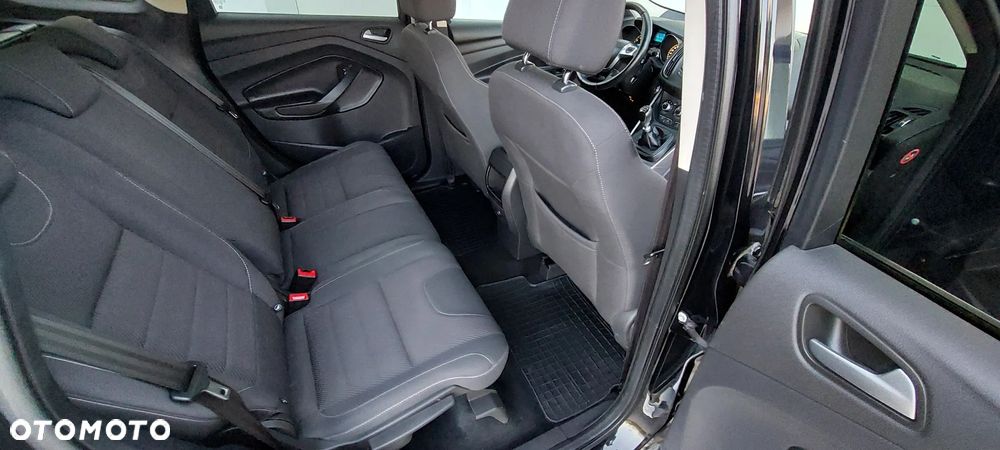 Ford Kuga 1.6 EcoBoost 2x4 Trend - 26