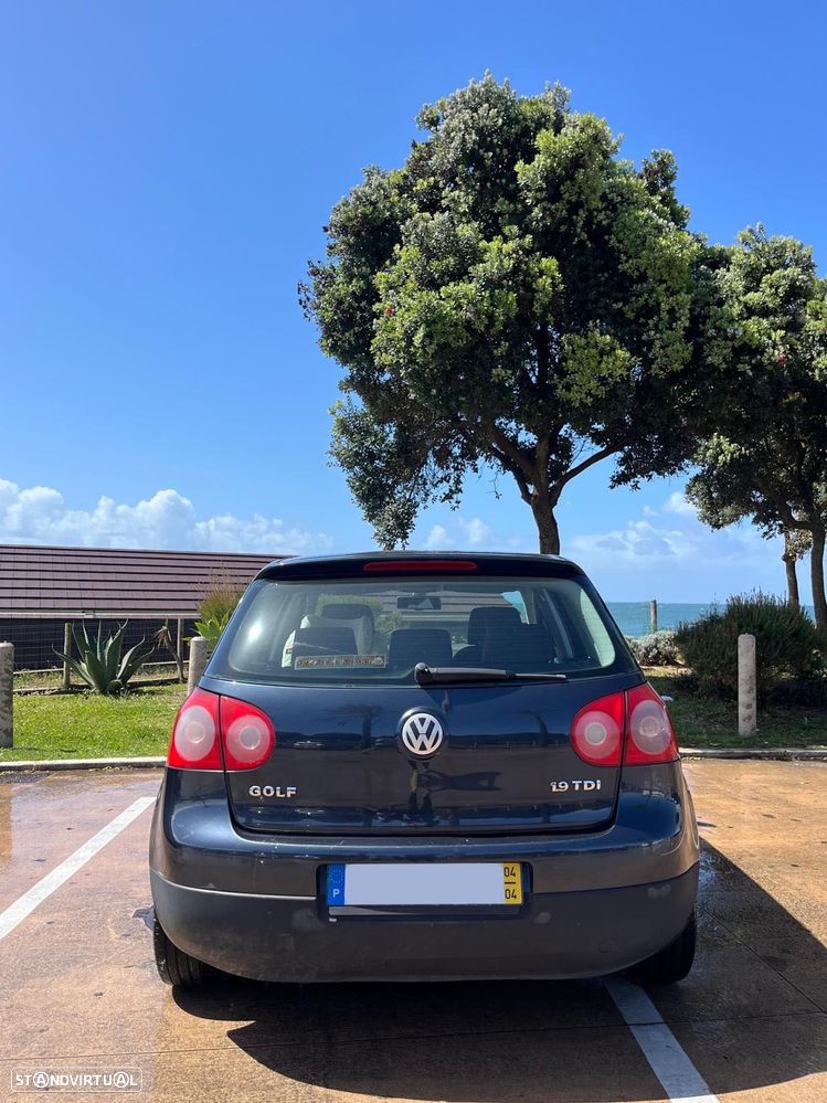 VW Golf 1.9 TDi 6V Confortline - 12