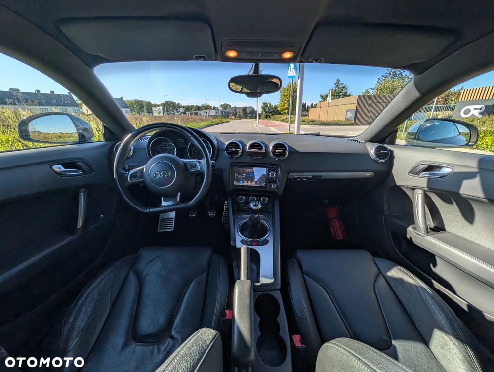 Audi TT Coupé - 11