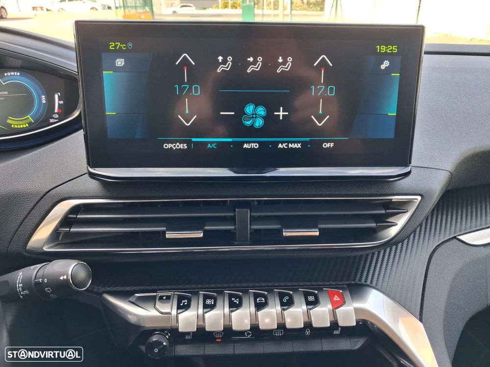 Peugeot 3008 225 e-EAT8 Allure Pack - 17