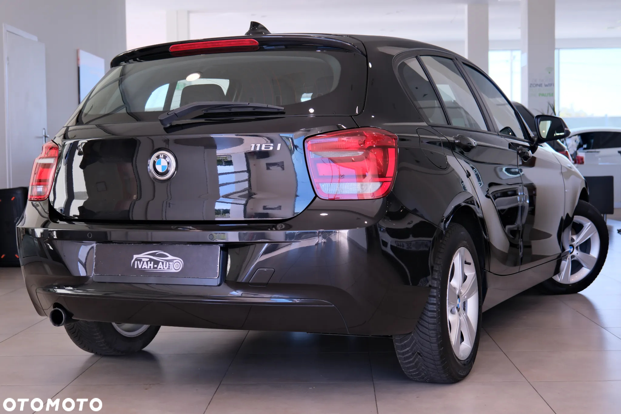BMW Seria 1 116i Sport Line - 12