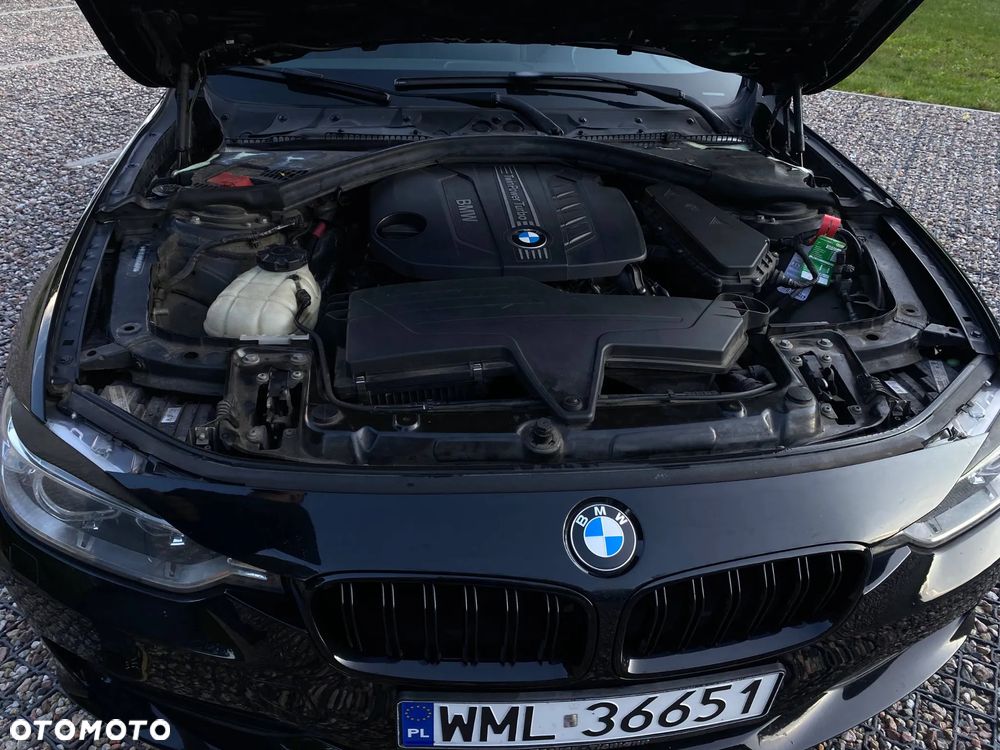 BMW Seria 3 318d - 18