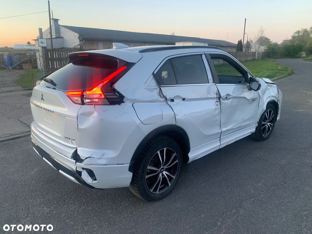 Mitsubishi Eclipse Cross - 3