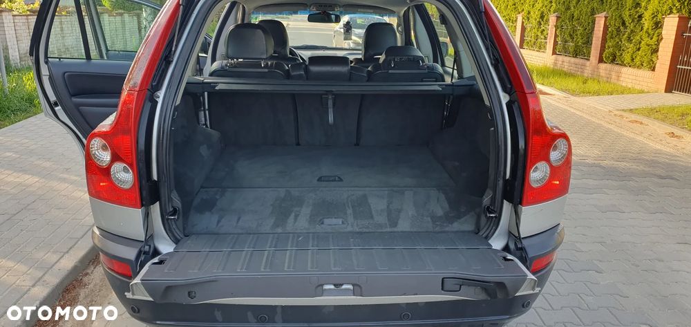 Volvo XC 90 2.4 D5 Executive - 11