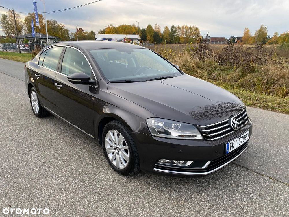 Volkswagen Passat 2011 photo 3