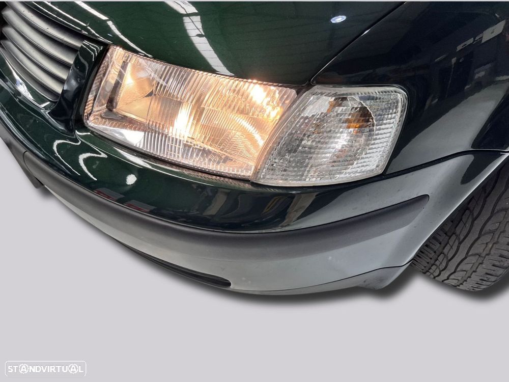 VW Passat Variant - 8