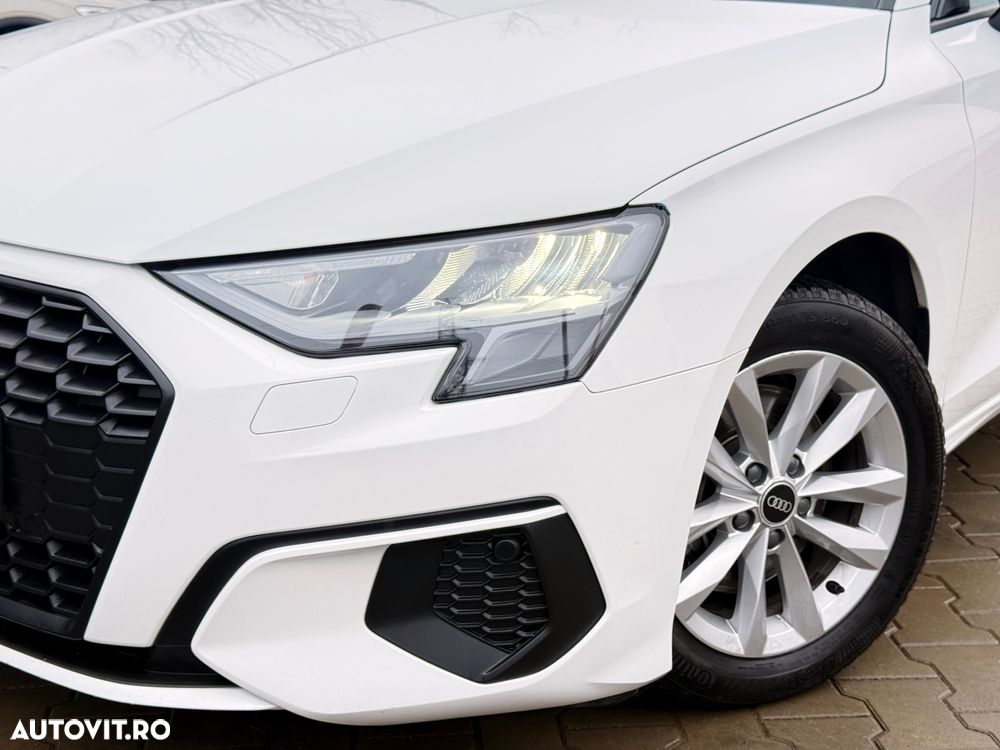 Audi A3 35 TDI ack S tronic design - 18