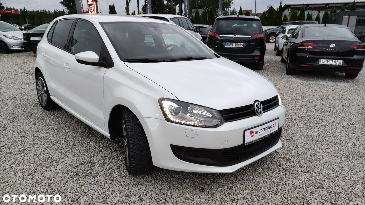 Volkswagen Polo - 2