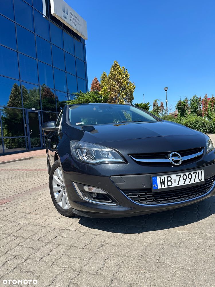 Opel Astra 2.0 CDTI Cosmo - 9