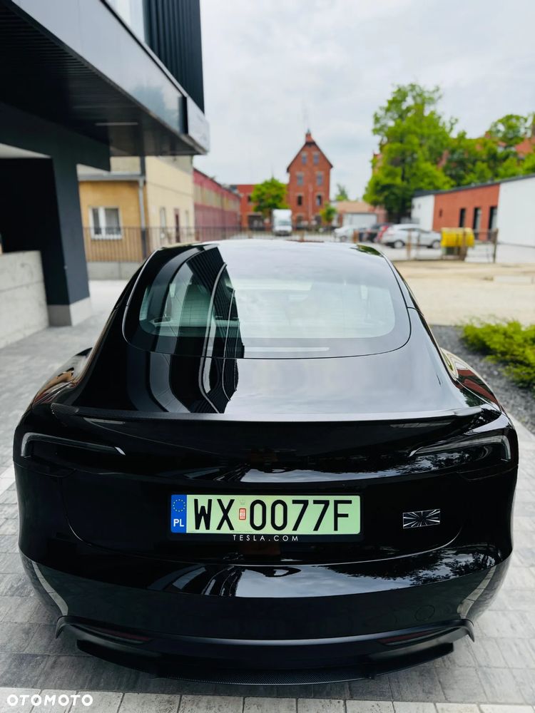 Tesla Model 3 - 2