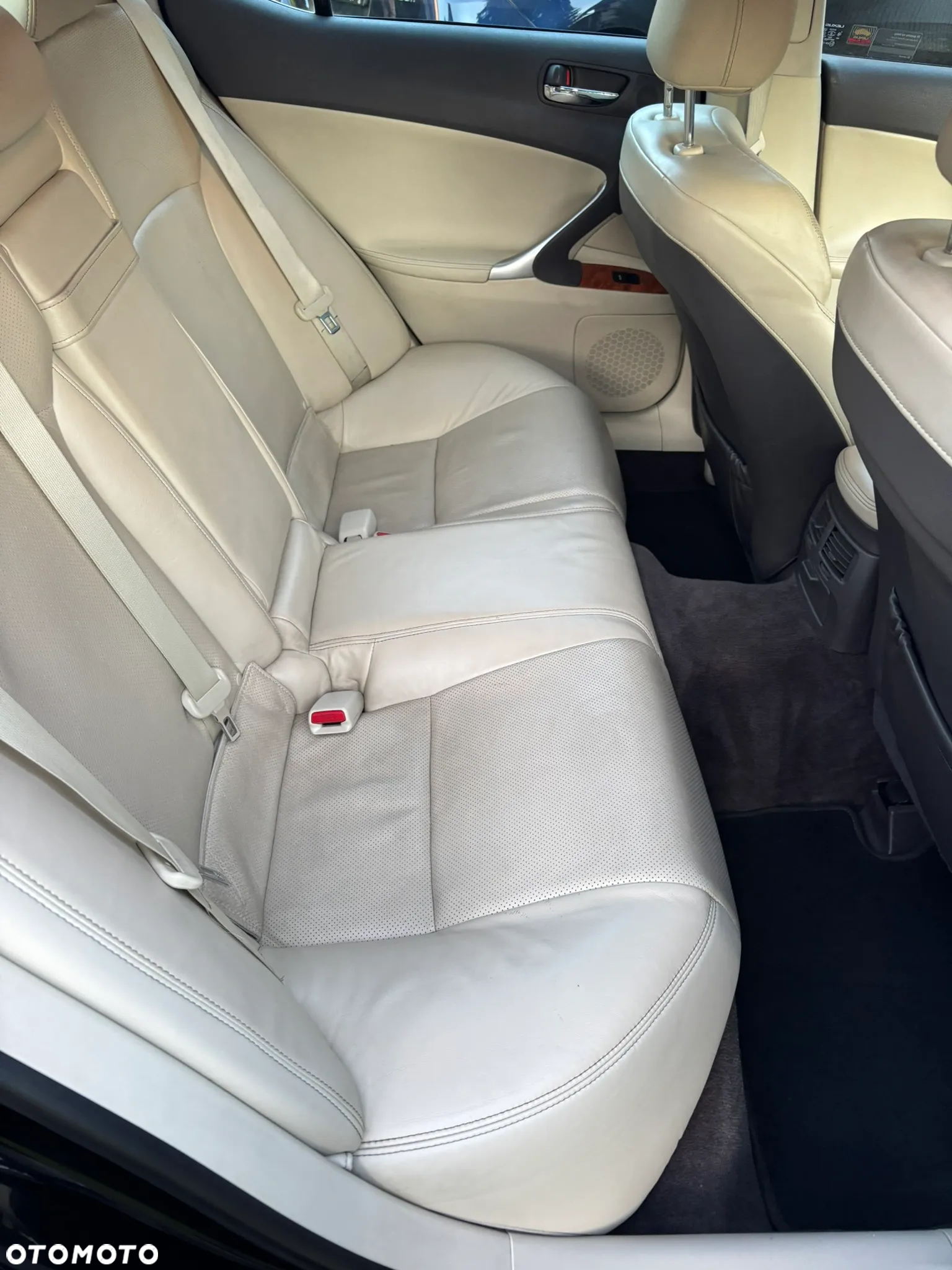 Lexus IS 250 Comfort - 12