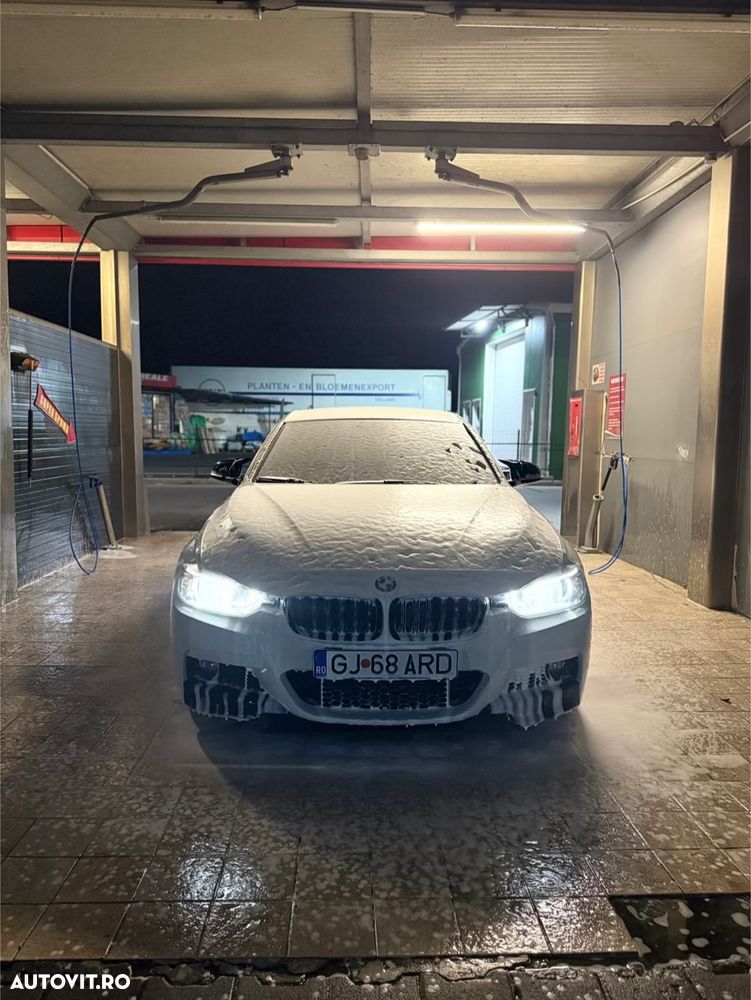 BMW Seria 3 320d xDrive - 6