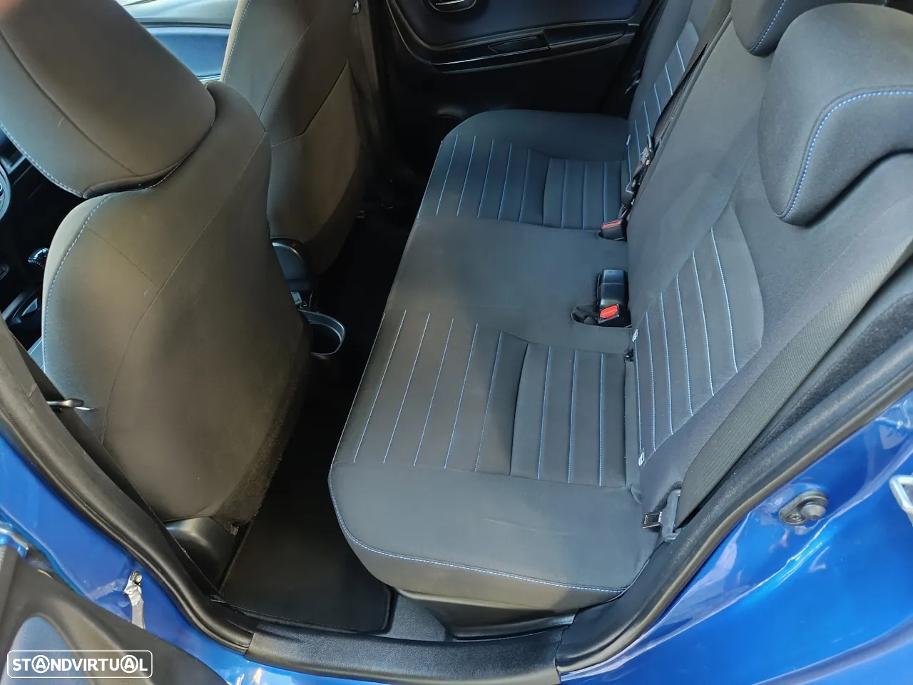 Toyota Yaris 1.5 HSD Square Collec.Blue - 15