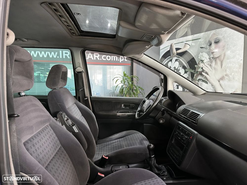 VW Sharan 1.9 TDi Confortline - 15