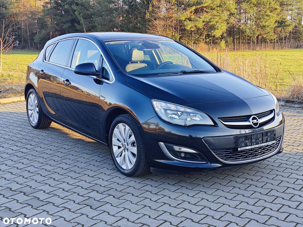 Opel Astra 1.4 Turbo Cosmo - 12