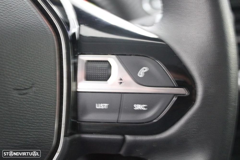 Peugeot e-208 50 kWh Active Pack - 16