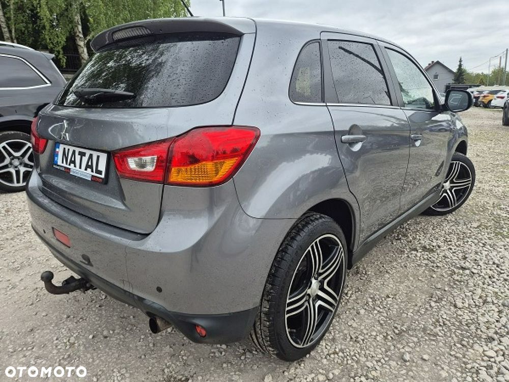 Mitsubishi ASX - 3