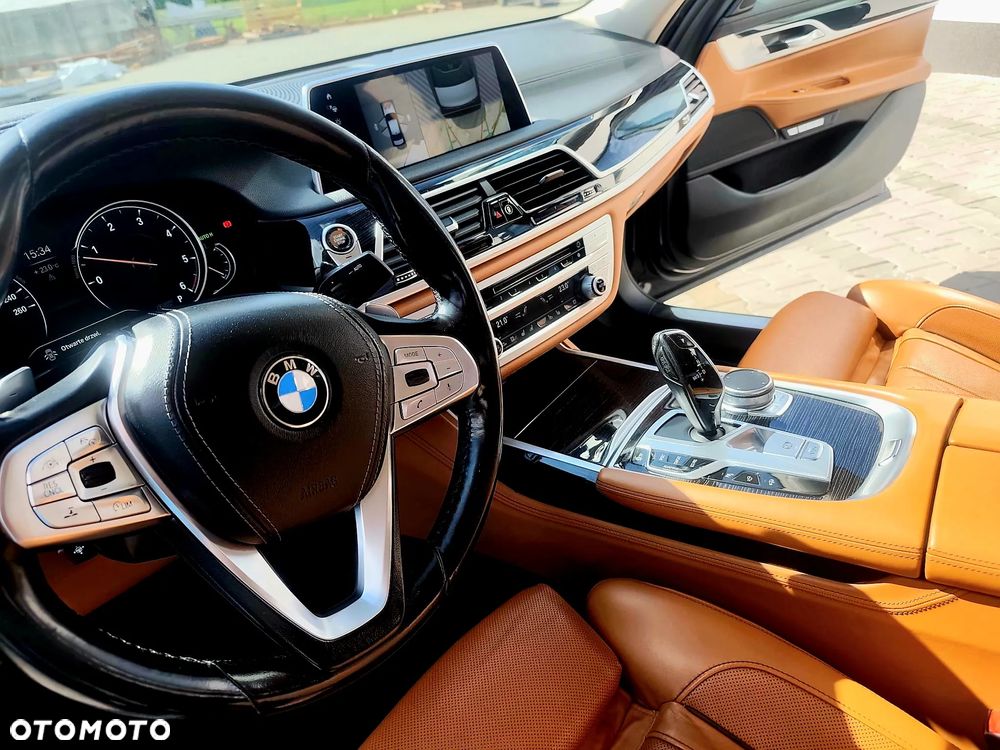 BMW Seria 7 740d xDrive - 16