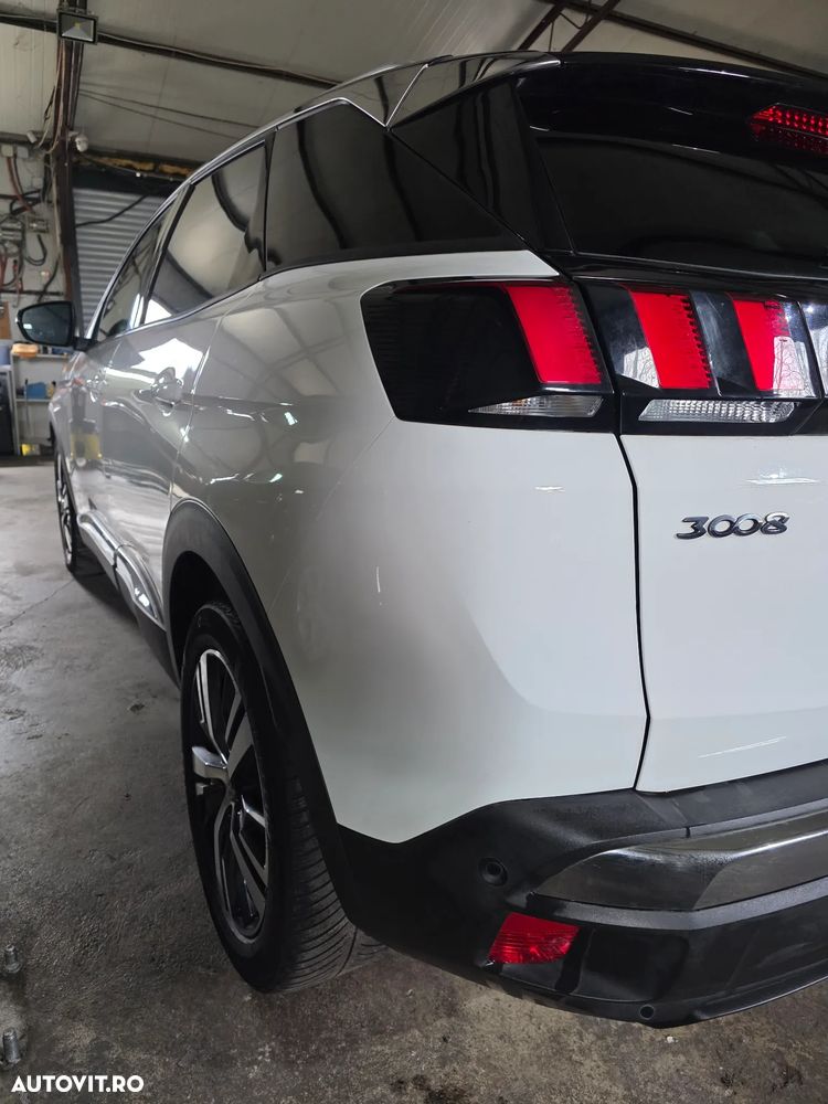 Peugeot 3008 1.5 BlueHDI S&S EAT8 Allure - 25
