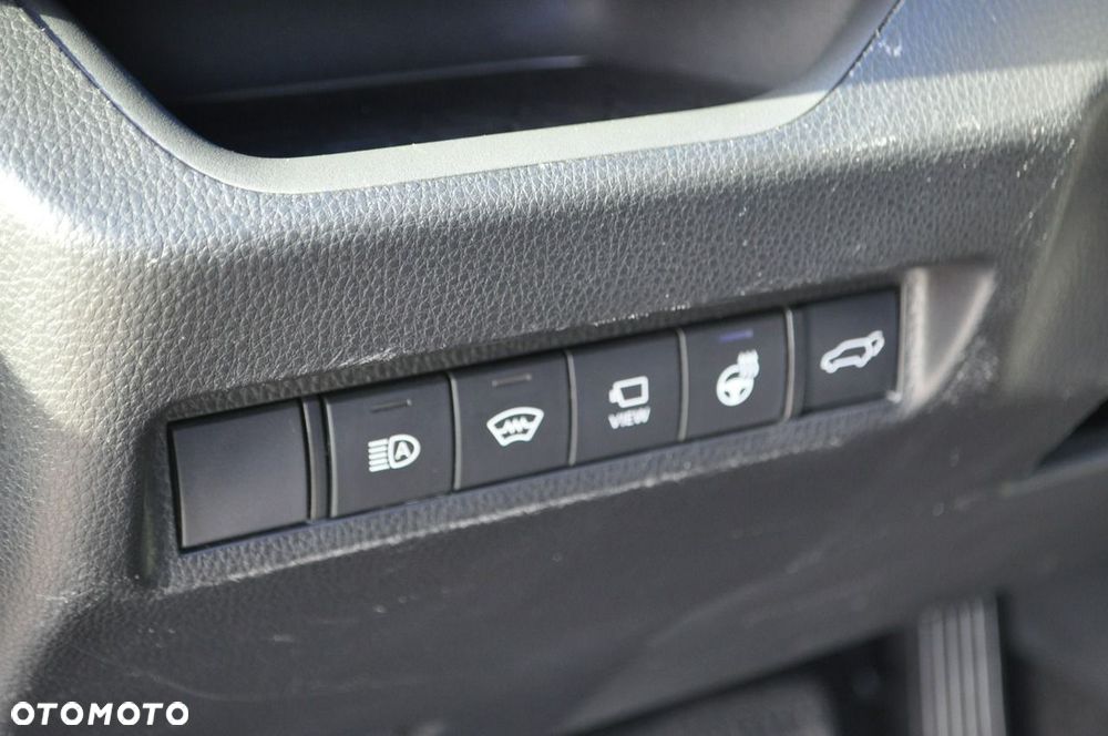 Toyota RAV4 - 25