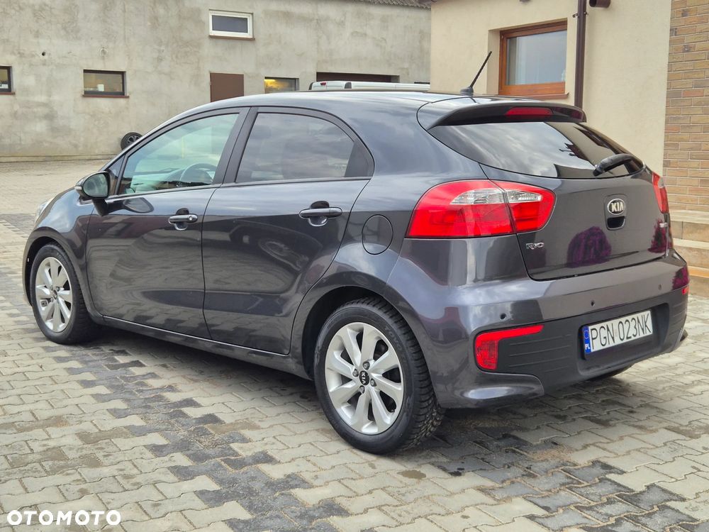 Kia Rio 1.2 Attract - 3