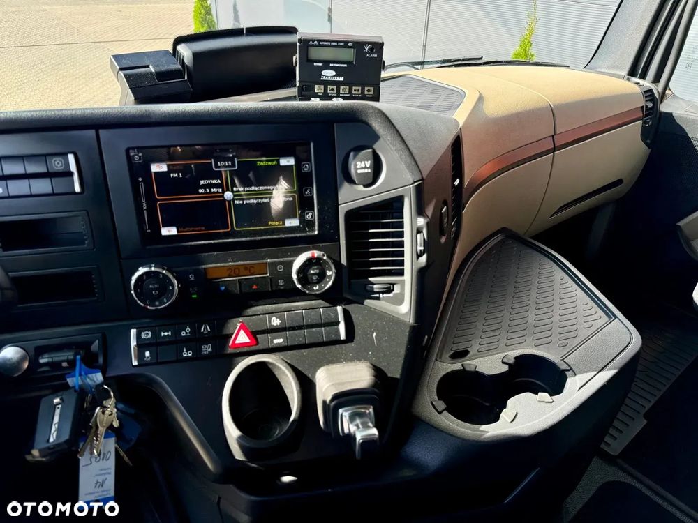 Mercedes-Benz Actros 2542 // E6 // chłodnia multitemperatura 22,5 Epal // winda // bitemperatua // świeżo z Niemiec // Idealny !!! - 34