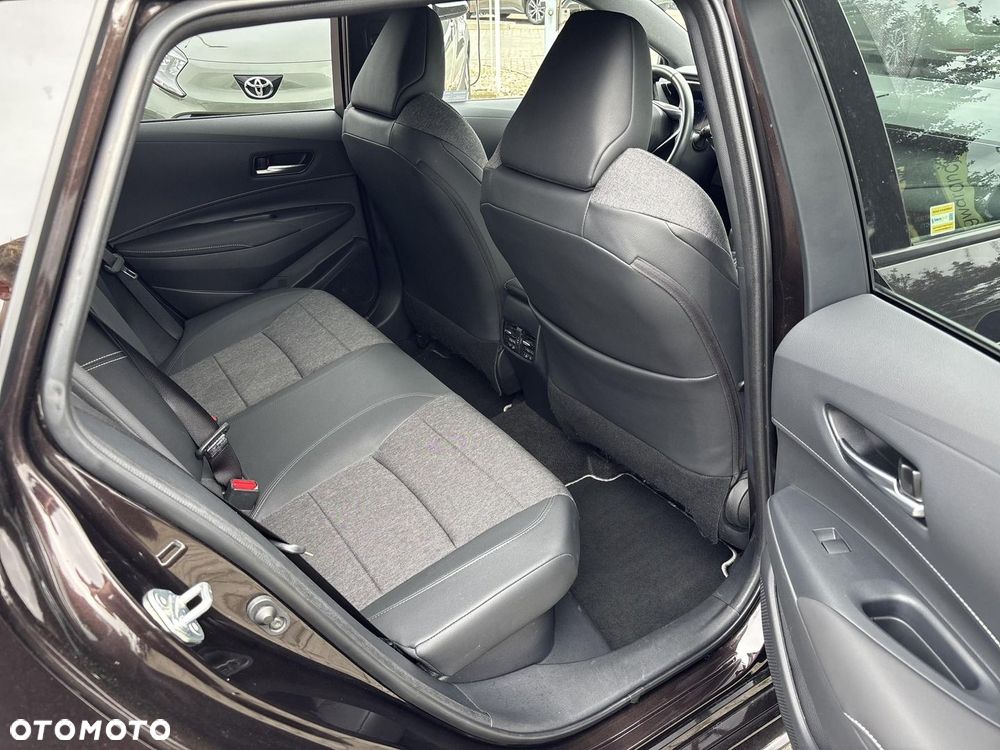 Toyota Corolla 2.0 Hybrid Style - 13