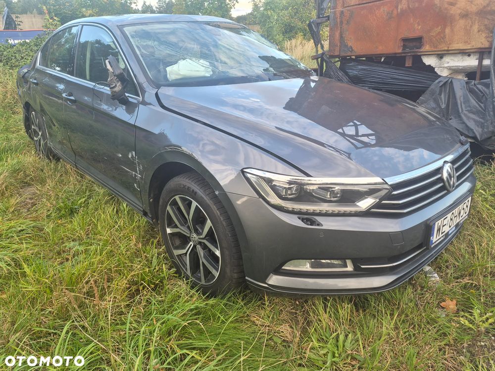 Volkswagen Passat 1.8 TSI BMT Highline DSG - 10